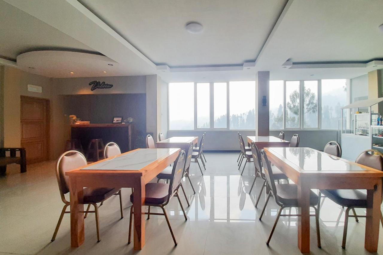 Delvia Bromo Homestay Mitra Reddoorz 파수루안 외부 사진