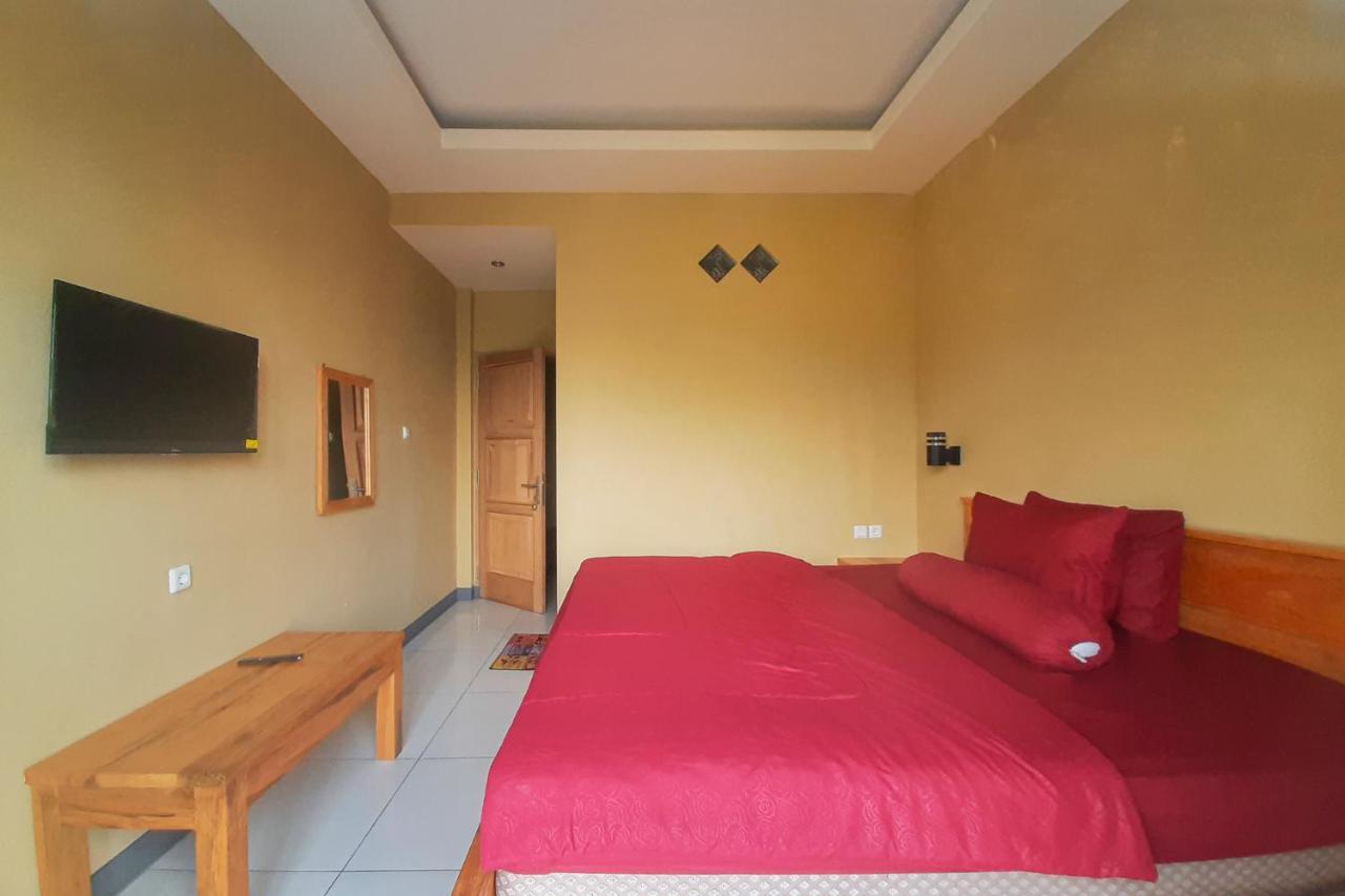 Delvia Bromo Homestay Mitra Reddoorz 파수루안 외부 사진