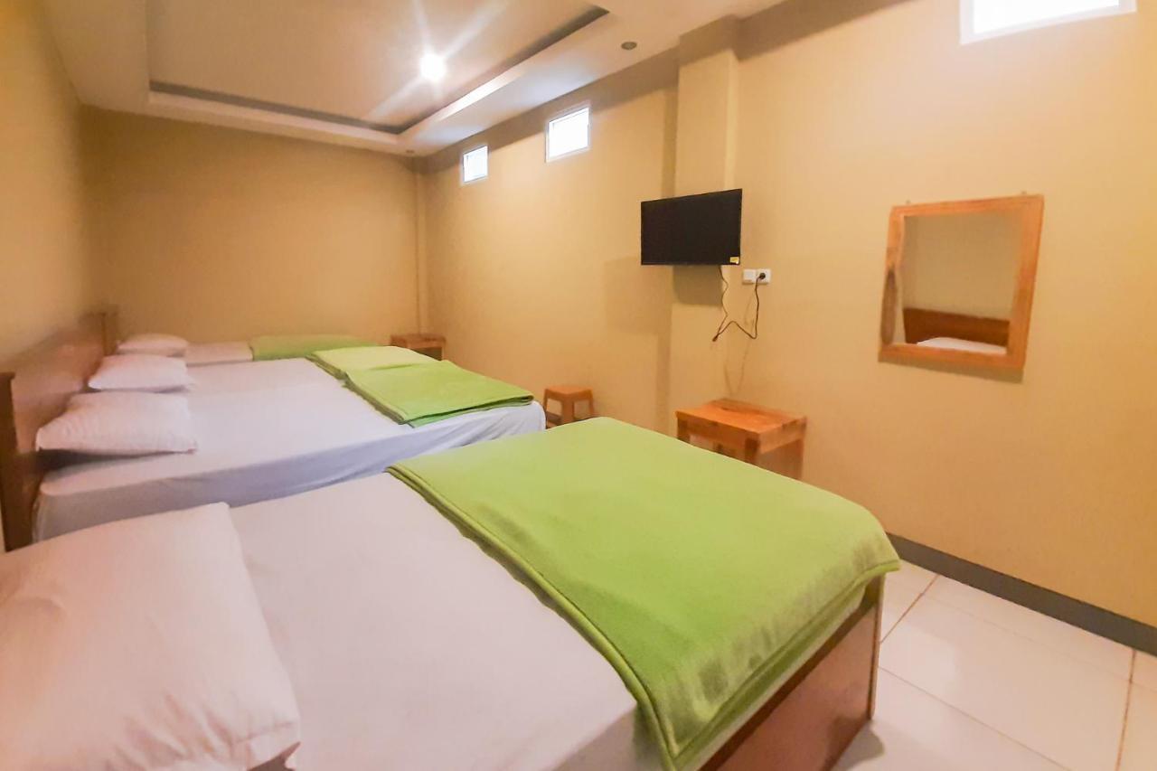 Delvia Bromo Homestay Mitra Reddoorz 파수루안 외부 사진